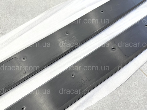 Лезвия под пороги M-Perfomance BMW 3 series F30 F31 2012-2018 2шт.  черный глянец артикул 8110