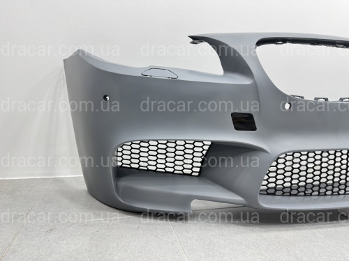 Передний бампер в сборе стиль M5 стиль для BMW 5 Series F10 F11 2010-2016 ПОД ПАРКТРОННИКИ артикул 7920