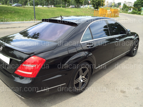 Спойлер лип багажника Mercedes-Benz S class W221 2005-2013 ABS пластик, цвет черный глянец артикул 8366