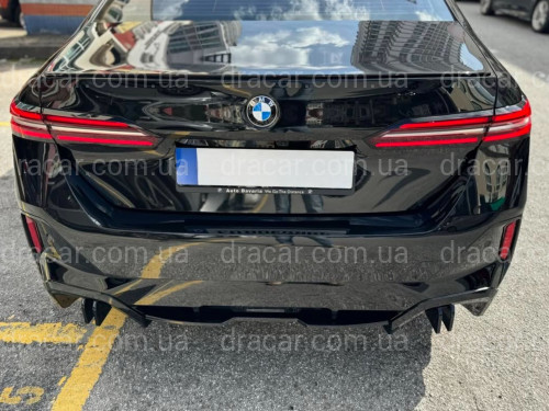 Обвес юбка заднего бампера M-Performance для BMW 5 series G60 G61 2024-, цвет черный глянец артикул 9499