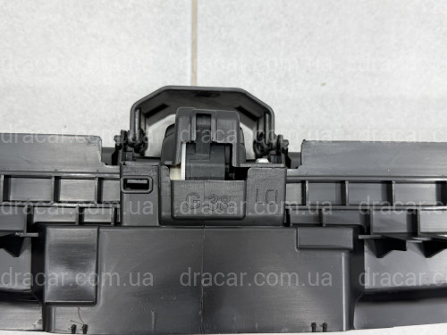 Жалюзи нижние адаптивные с моторчиком BMW 5 G30 G31 2020-2023 51749464208 рест. артикул 9554