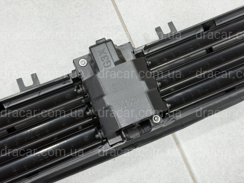 Жалюзи нижние адаптивные с моторчиком BMW 5 G30 G31 2020-2023 51749464208 рест. артикул 9554
