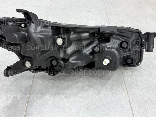 Левая фара Toyota Camry 80 XSE USA 2023- артикул 9778