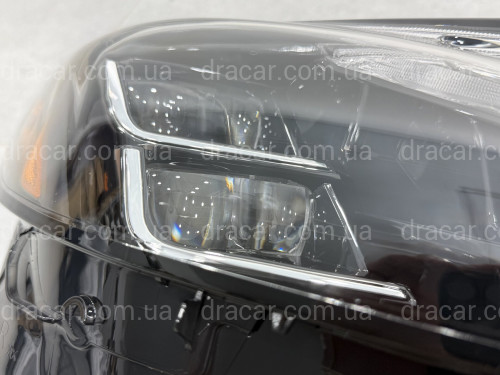 Правая фара Toyota Camry 80 XSE USA 2023- артикул 9779
