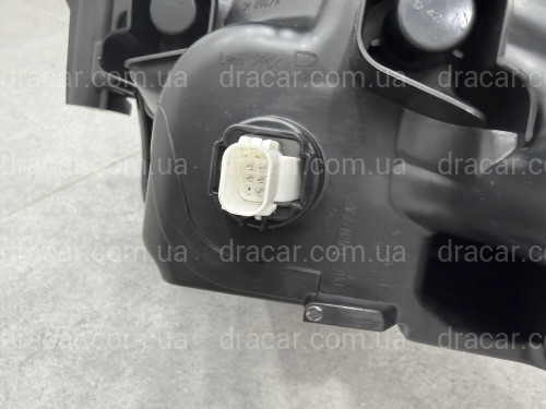 Правая фара Toyota Camry 80 XSE USA 2023- артикул 9779