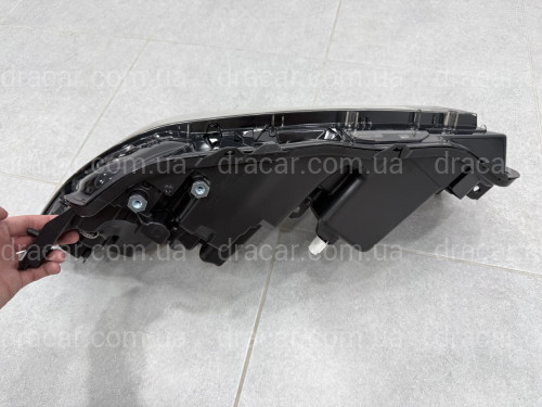 Правая фара Toyota Camry 80 LE SE USA 2023- артикул 9777