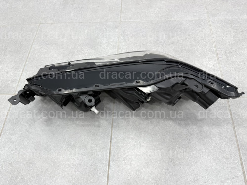 Правая фара Toyota Camry 80 LE SE USA 2023- артикул 9777