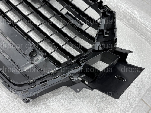 Решетка радиатора BLACK 4M0853651Q FUQ для Audi Q7 2015-2019 артикул 9826