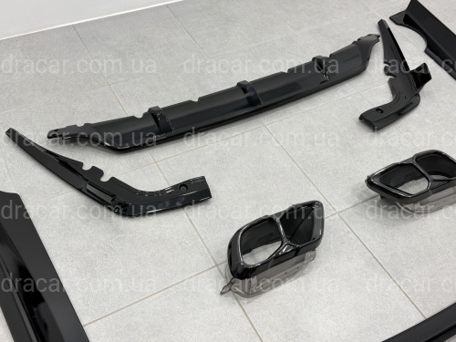 Комплект обвеса с насадками Paradigma LCI BMW X7 G07 2023+, черный глянец артикул 9636