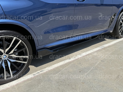 Лезвия под пороги M-Perfomance BMW X5 G05 F95 2018- 2шт. ABS пластик, цвет черный глянец артикул 9120