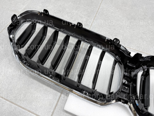 Решетка радиатора хром для BMW 5 series G30 G31 2020-2023 артикул 10171