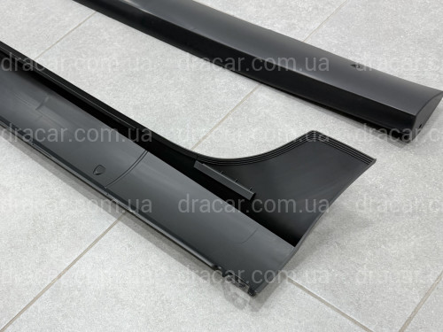 Накладки на пороги GTI R32 для Volkswagen Golf 5 2004-2008 артикул 10202