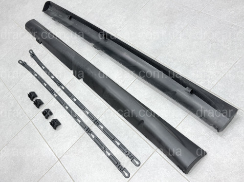 Накладки на пороги R20 для Volkswagen Golf 6 2008-2013 артикул 10201