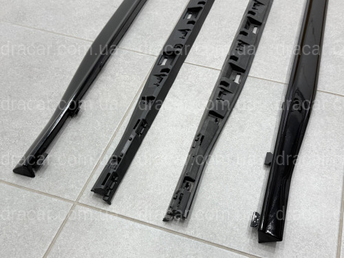 Лезвия на пороги R-Line для Volkswagen Golf 8 2022- артикул 10203