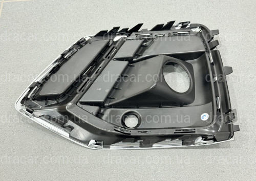 Решетка бампера ПРАВАЯ S-Line 80D807680Q 3Q7 для AUDI Q5 2020-2024 артикул 10365