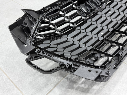 Решетка радиатора в стиле RS4 BLACK для Audi A4 2020-2023 артикул 10352