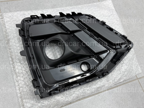 Решетка бампера ЛЕВАЯ S-Line BLACK 80G807679Q Y9B для AUDI Q5 2020-2024 артикул 10380