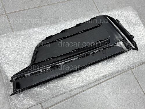 Решетка бампера ПРАВАЯ S-Line Black 8W6807682FT94 для Audi A5 B9 2015-2019 артикул 10315