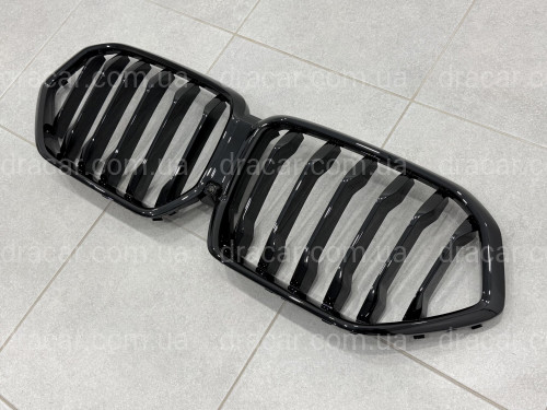 Решетка радиатора ноздри M-Performance для BMW X6 G06 2019- черный глянец артикул 8203