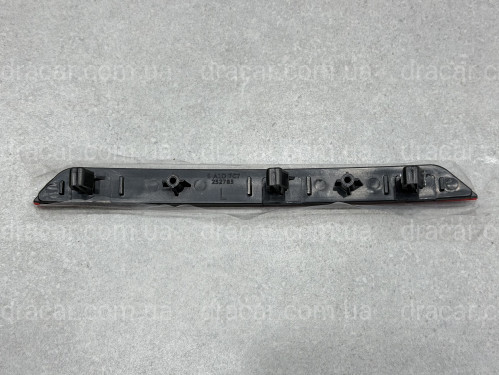 Левый катафот заднего бампера 63145A1D7C7 для BMW 3 series G20 LCI 2022- артикул 9493