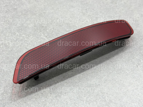 Правый катафот заднего бампера 63147847592 BMW X5 F15 М ПАКЕТ 2013-2018 артикул 10502