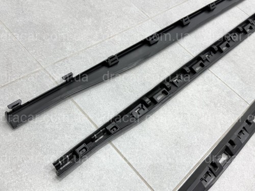 Лезвия на пороги GTI для Volkswagen Golf 8 2021- артикул 10211