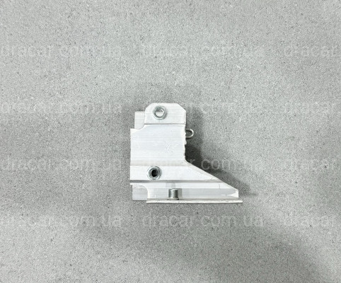 Кронштейн переднего подрамника передний левый 51647245795 для BMW F20 / F30  артикул 10579