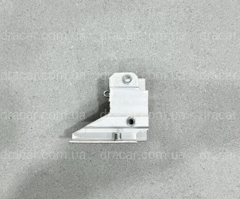 Кронштейн переднего подрамника передний правый 51647245796 для BMW F20 / F30 артикул 10580