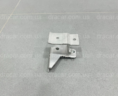 Кронштейн переднего подрамника передний правый 51647245796 для BMW F20 / F30 артикул 10580