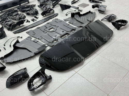 Комплект обвеса X5M F95 BMW для G05 2018-2022 (бампера в сборе, пороги, арки, ноздри, корпуса зеркал, жабры, спойлер) артикул 8847