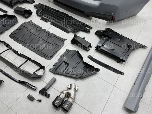 Комплект обвеса M5 F90 LCI BMW 5 series G30 2020+ (передний / задний бампер, пороги, насадки на труби, жалюзи, ноздри) артикул 10574
