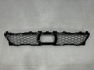 Решетка нижняя под дистроник M-paket 51118069888 для BMW X7 G07 2019-2022