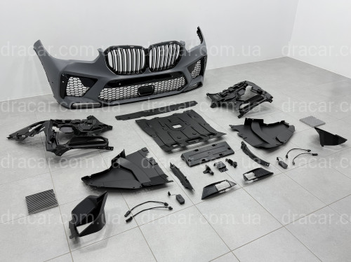 Передний бампер X5M F95 с решеткой для BMW G05 2018-2022 артикул 10731