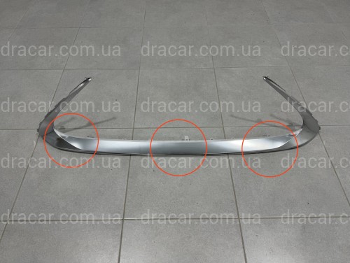 Хром молдинг решетки нижний 5312233020 Lexus ES 2015-2018 есть царапина артикул 10743