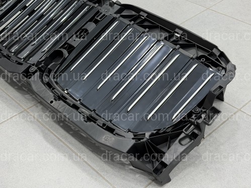 Центральные жалюзи с моторчиком СЕРЫЕ 51749465366 для BMW X7 G07 2019-2022 артикул 10753