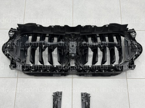 Центральные жалюзи с моторчиком 51138081415 для BMW X6 G06 2019-2022 артикул 10744