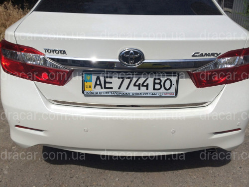 Хром накладка на кромку багажника Toyota Camry 50 2011-2015 (нержавеющая сталь) артикул 3703