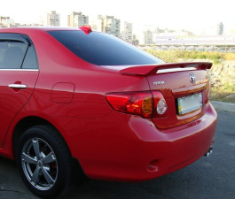 Спойлер на багажник со стоп сигналом Toyota Corolla 2007-2012 ABS пластик под покраску
