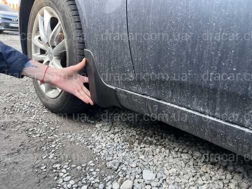 Брызговики Infiniti G25 / G35 /  G37 2007-2014 комплект 4 шт. артикул 7413