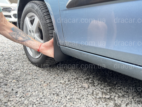 Брызговики Skoda Fabia 2008-2014 УНИВЕРСАЛ, комплект 4шт. артикул 7768