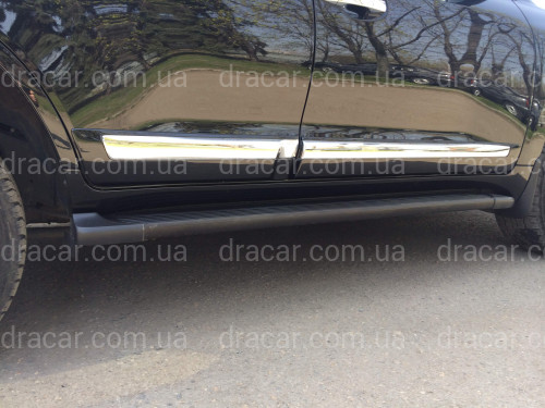 Молдінги на двері Toyota Land Cruiser 200 2007-2015 рестайлінг 2012, колір чорний 202 (широкі 15см) артикул 3064