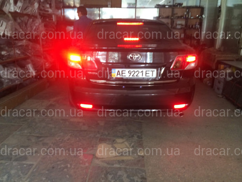 Габаритні вогні Toyota Avensis 2009-2012 артикул 4019