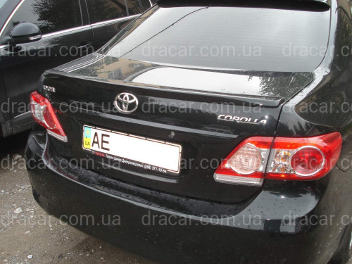 Спойлер ліп багажника Toyota Corolla 2007-2012 склопластик під фарбування артикул 608