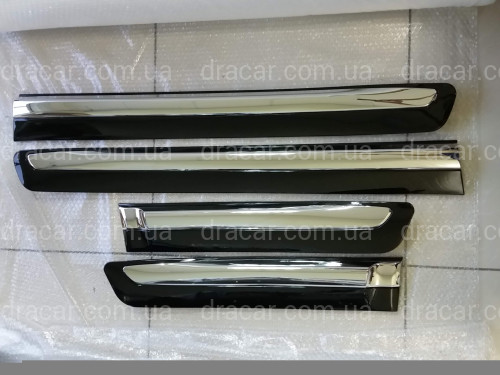 Молдинги на двері Lexus LX 570 2008-2021 колір чорний 202 артикул 4078