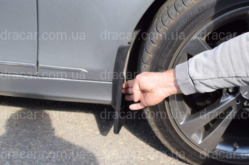 Бризковики Mercedes-Benz C-class W204 2007-2010 підходять седан та універсал комплект 4 шт.  артикул 6341