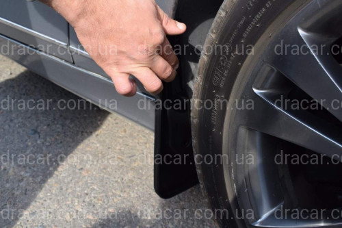 Бризковики Mercedes-Benz C-class W204 2007-2010 підходять седан та універсал комплект 4 шт.  артикул 6341