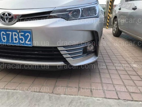 Хром накладки на протитуманні фари Toyota Corolla рестайлінг 2016-(хромований пластик) 8 частин артикул 6750