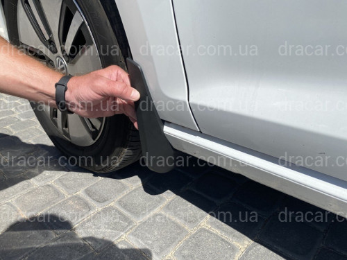 Бризковики Volkswagen Golf 7 2012-2020, комплект 4 шт. артикул 5925