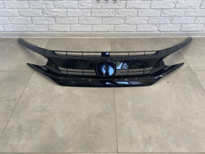 Решітка радіатора SI для Honda Civic 4D тІльки SI / 5D 2016 - з віями, чорний колір (без емблеми)