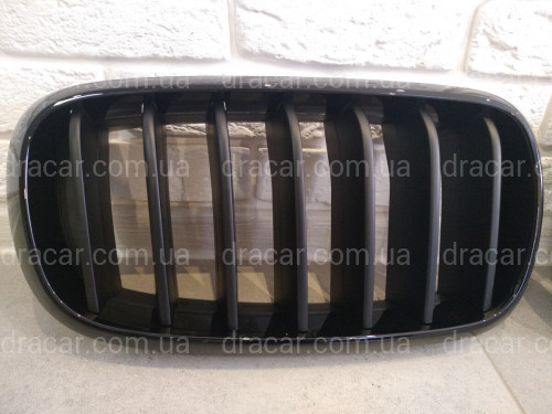 Решітки радіатора ніздрі BMW X5 F15 / F16 2013-2018 2шт. артикул 7171